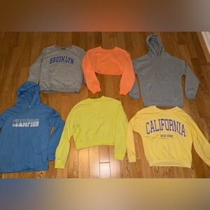 Bundle of 6 sweaters and hoodies
